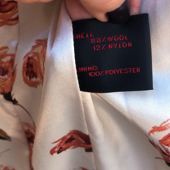 Via Spiga Wool blend Tweed Coat gorgeous lining. EUC. Made in Ukraine. - Picture 4 of 6